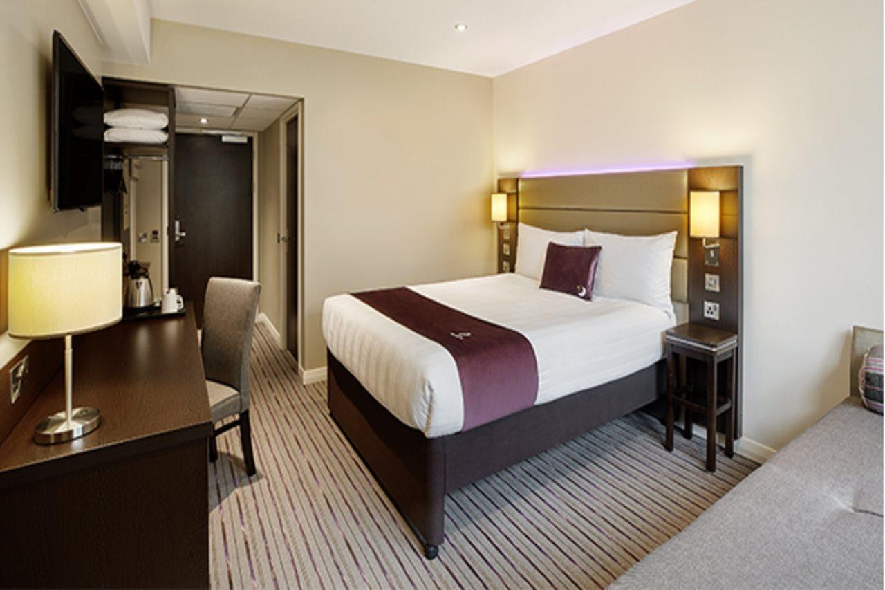 Premier Inn Leicester City Centre Exteriör bild