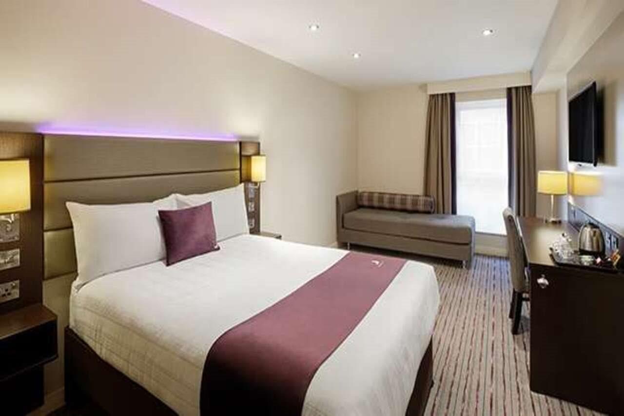 Premier Inn Leicester City Centre Exteriör bild