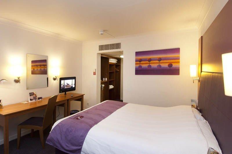 Premier Inn Leicester City Centre Exteriör bild